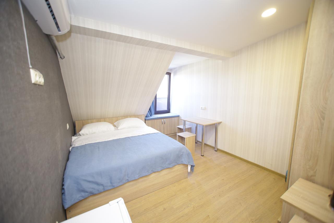 Four Rooms Tbilisi Zewnętrze zdjęcie