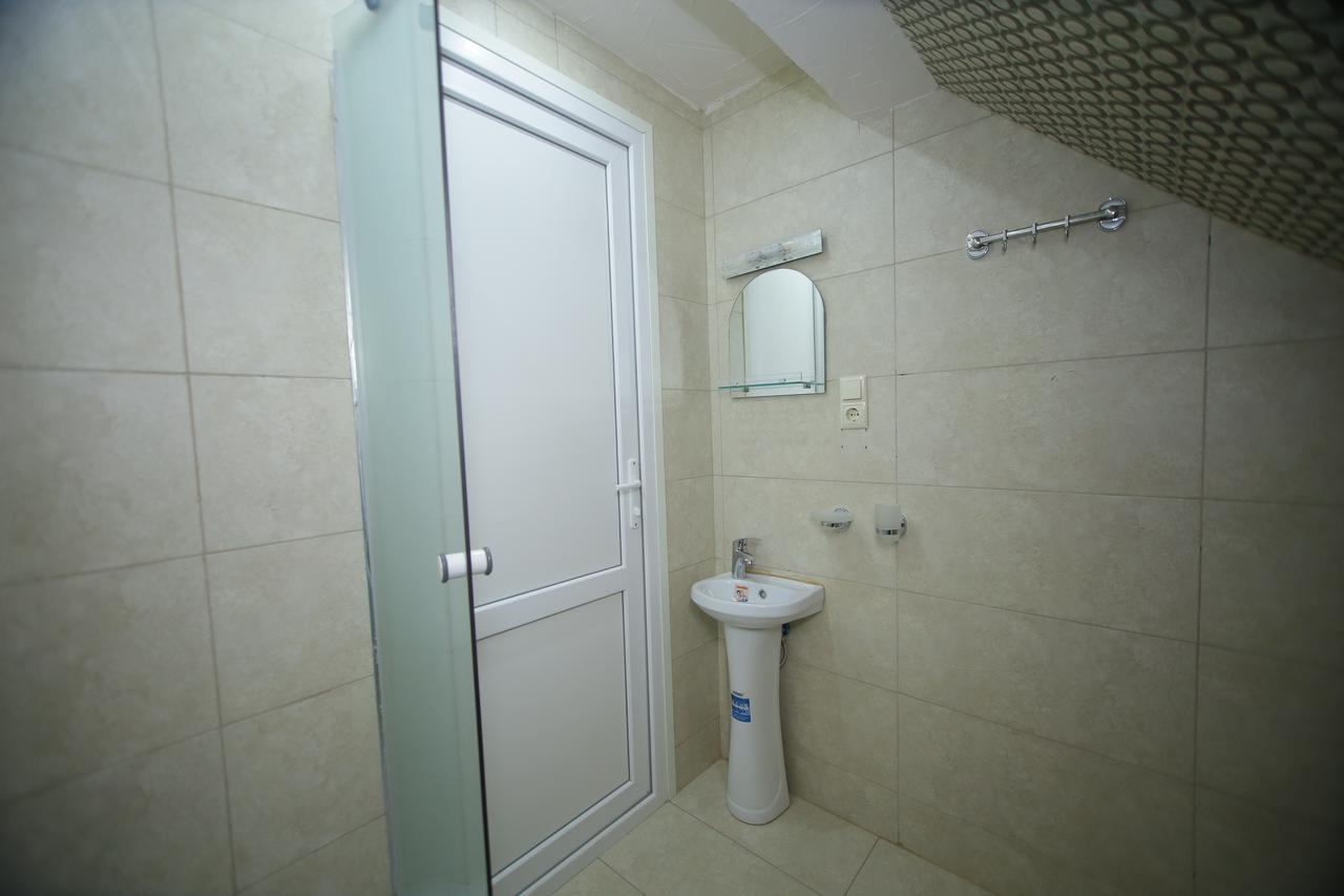 Four Rooms Tbilisi Zewnętrze zdjęcie